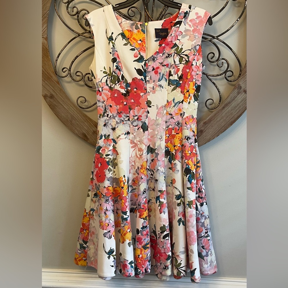 Just Taylor Fit and Flare Floral Dress